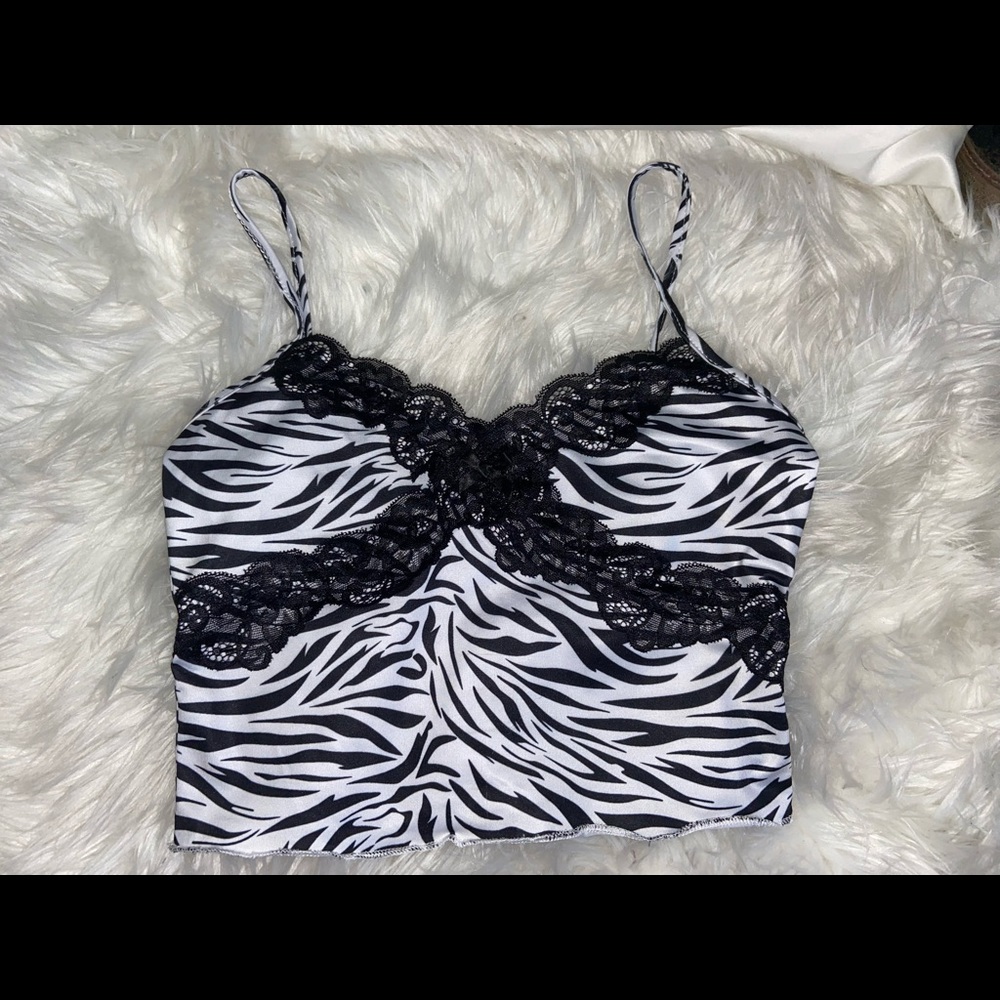 Zebra crop top